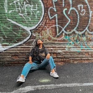 Meet your Posher, Abigail